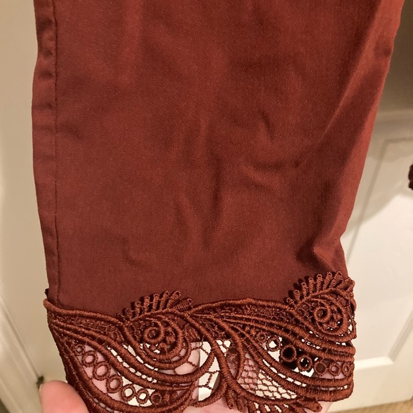 Chico’s Women’s Slacks Pants Maroon w/ Lace trim Sz. 16R - Picture 5 of 7